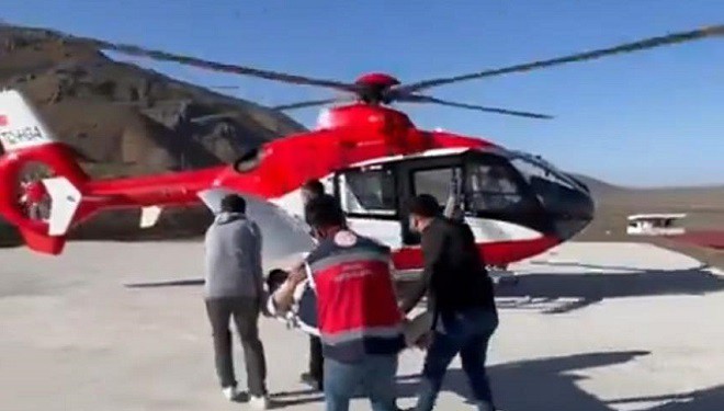 Van'da ambulans helikopter 64 yaşındaki hasta için havalandı