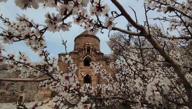 Bayram tatilinde Akdamar Adası’nı kaç kişi ziyaret etti?