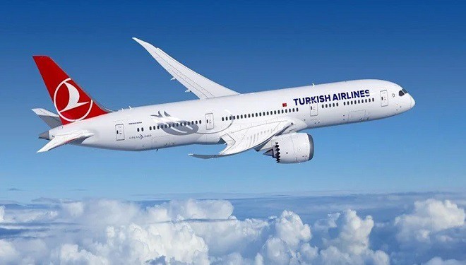 THY uçağı İstanbul'a acil iniş yaptı