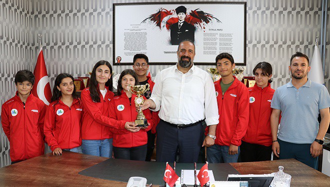 Van Atatürk Anadolu Lisesi Türkiye birincisi oldu