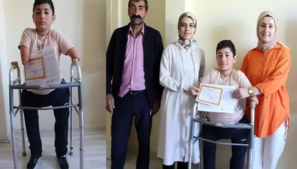Van Protez kol ve bacağına kavuşan Nakşin'in karne sevinci