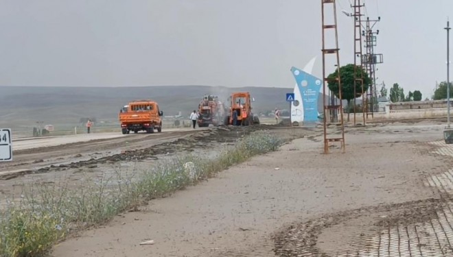 Özalp’ta yaşanan sel sonrası çalışmalar devam ediyor