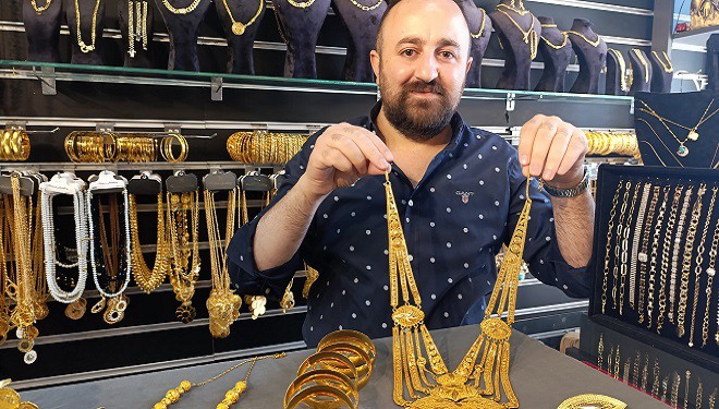 Gösterişli düğünlerin kurtarıcısı: İmitasyon altın
