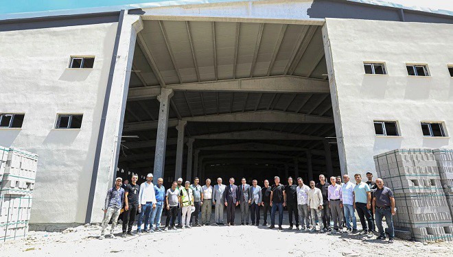 Vali Balcı, tekstil fabrikalarında incelemelerde bulundu