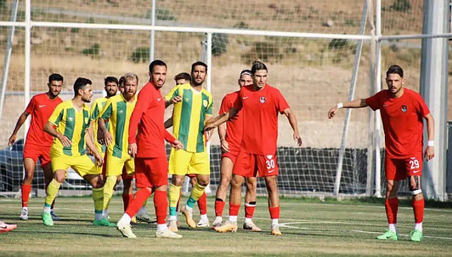 Vanspor, Osmaniyespor'u 3-0 mağlup etti (Hazırlık Maçı)