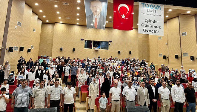 Erciş’te ‘Yaz Okulu’ kapanış programı düzenlendi