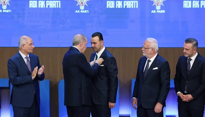 Vanlı milletvekili dahil 15 isim AK Parti’ye katıldı! İşte o isimler...
