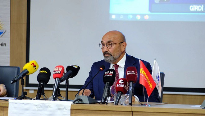 Tunç Soyer, Van’da konuştu: Depremde ölmek kader değil