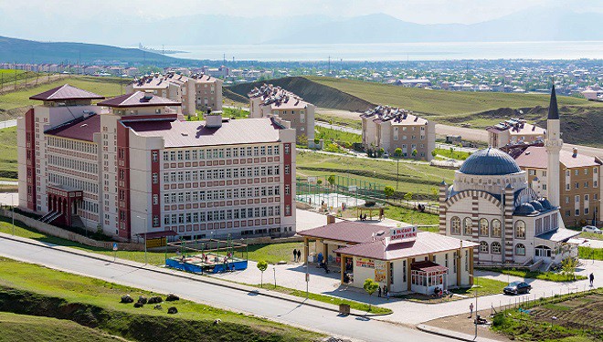 Bostaniçi TOKİ sakinlerinden talep