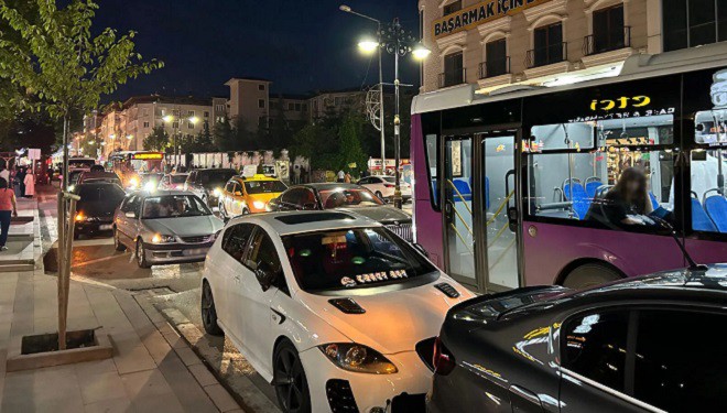 Van’ın trafik, hatalı park sorununa çözüm aranıyor!