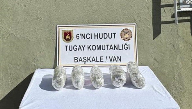 Van sınırında 3 kilo 786 gram uyuşturucu geçirildi