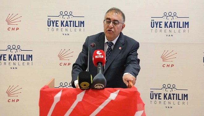 Bedirhanoğlu: Sandık halkın önüne gelene kadar seçim talebinin peşini bırakmayacağız