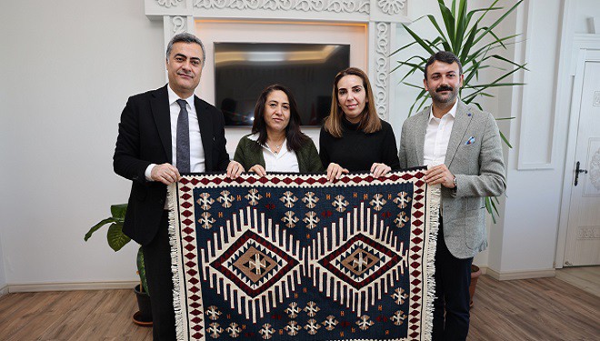 Eşbaşkan Sarıyıldız’dan Van Büyükşehir Belediyesi’ne ziyaret
