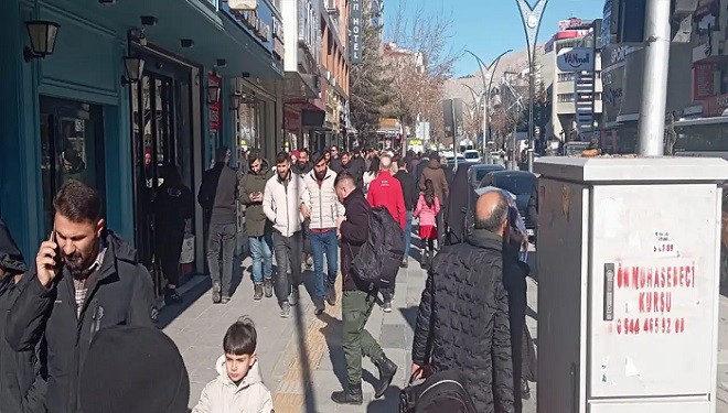 Van'ın sorunlarına bir de kaldırım sorunu eklendi