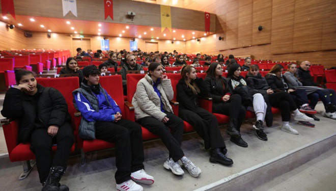 Sporculara ‘Toplumsal Cinsiyet Eşitliği’ Semineri düzenlendi