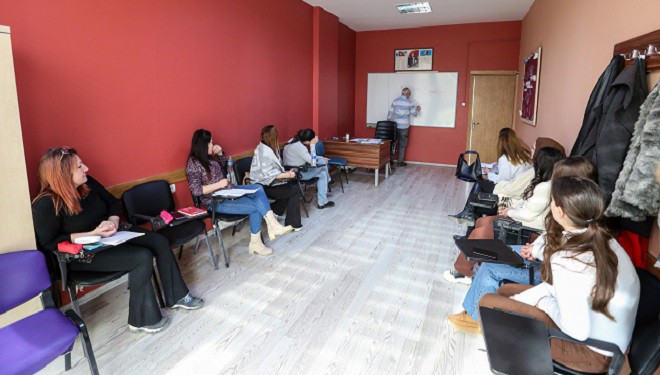 VBB Kürtçe, İngilizce ve Farsça dil kursu açtı