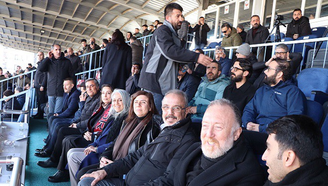 Eşbaşkanlardan Vanspor’a anlamlı destek