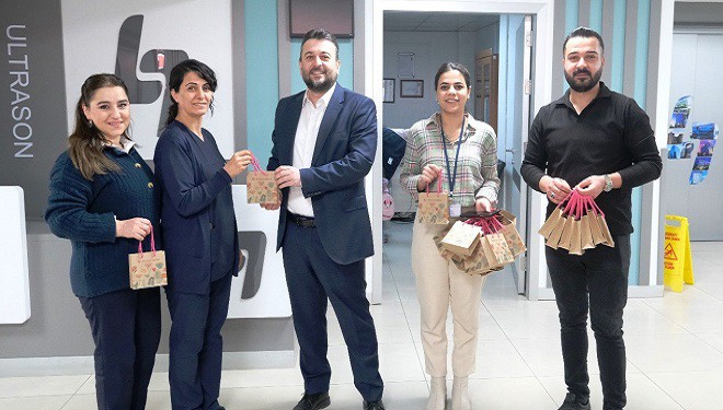 Lokman Hekim Van Hastanesi kadınlar gününü kutladı