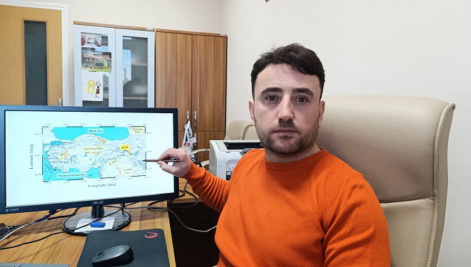 Deprem uzmanından uyarı: "Hakkari'de sarsıntılar devam edecektir"