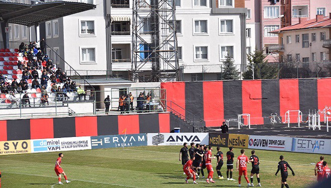 Vanspor sahasında kazanmayı bildi