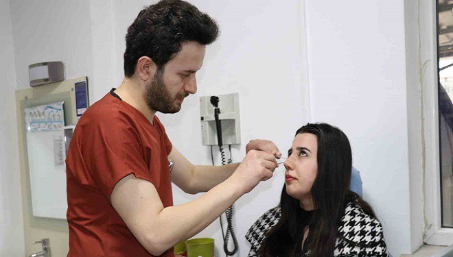 Van'daki uzmanlardan burun estetiği uyarısı