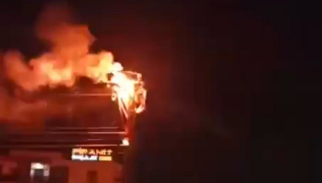 Van'da elektrik trafosu havai fişek gibi patladı