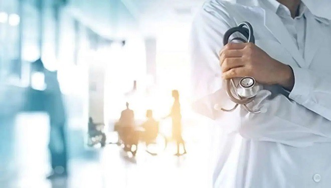 Türkmenoğlu duyurdu: Van'a 40'ı uzman olmak üzere 50 yeni doktor kadrosu tahsis edildi