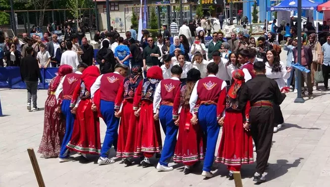 Van’da "Gençlik Spor Festivalleri" başladı