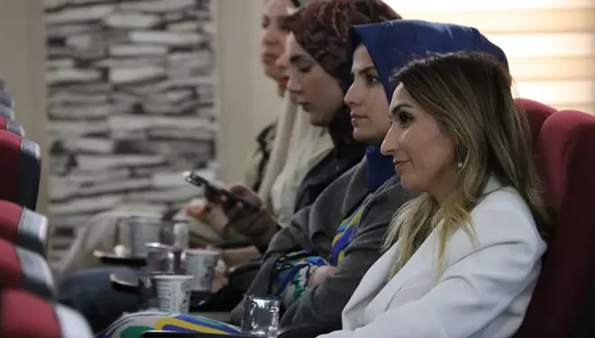 Edremit Belediyesi personeline ‘Bağımlılıkla Mücadele’ semineri  