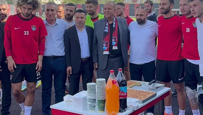 İş insanı Kandaşoğlu’ndan Vanspor taraftarına destek