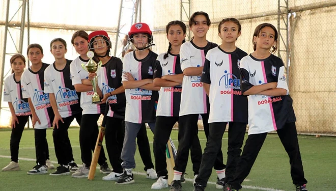 Van’ın Mor Menekşeler Spor Kulübü'nün kızları