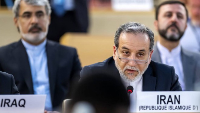 Arakçi: "Saldırılar sürdüğü müddetçe hiçbir tarafla müzakere etmeyeceğiz"