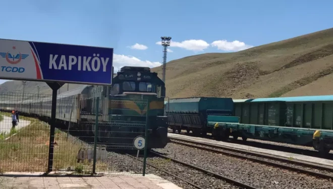 Bakan Uraloğlu: Van-Tahran tren seferleri, planlanan şekilde sürüyor