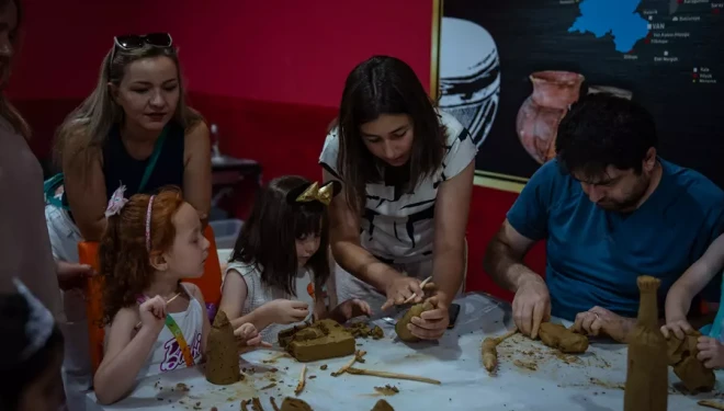 Van Kültür Yolu Festivali'nde ilk gün coşkusu
