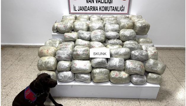 Van’da 70 kilo skunk madde ele geçirildi