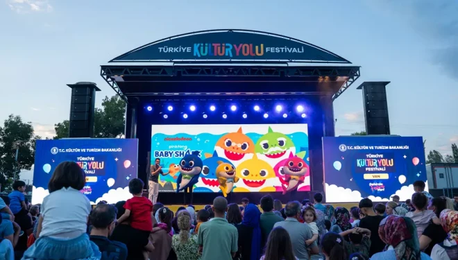Sanatın kalbi Van Kültür Yolu Festivali'nde atıyor