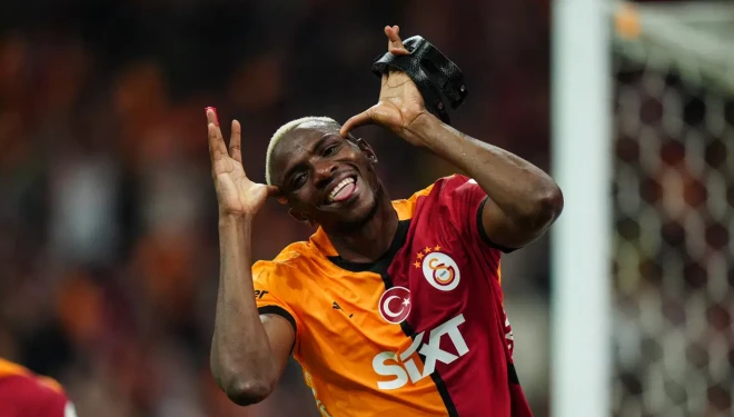 Galatasaray, Victor Osimhen transferinde mutlu sona ulaştı!