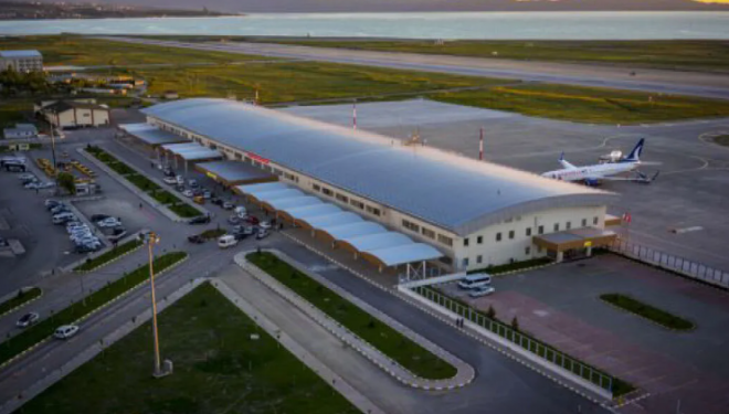 Van'da uçak biletleri cep yakıyor