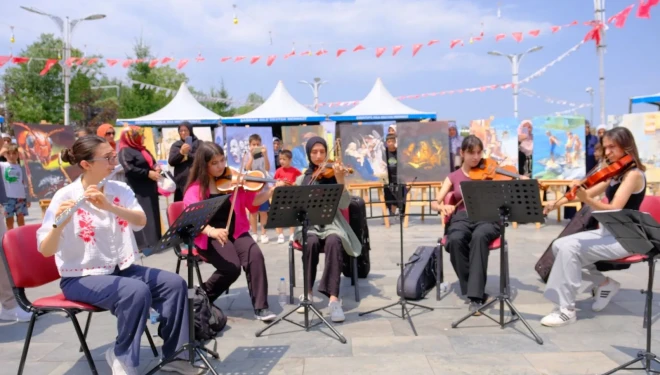 Edremit ‘ADEM’lerden yıl sonu sergisi