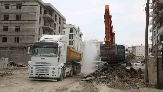 Terzioğlu Caddesi’ndeki çalışmalarda imar planı uygulanıyor