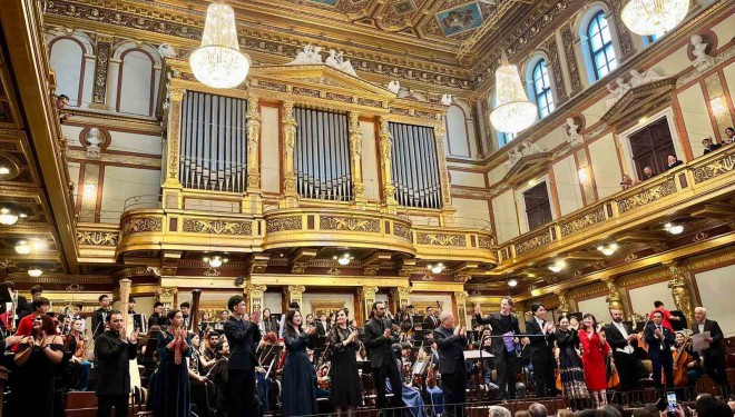 Van YYÜ Akademik Orkestrası Viyana’da sahne aldı