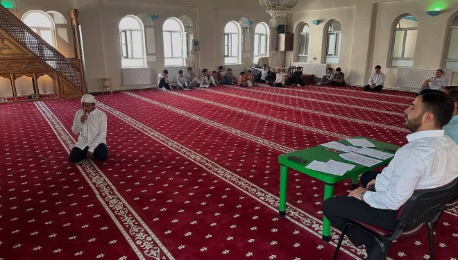 Gürpınar ilçesinde yaz Kur’an kurslarında çifte yarışma heyecanı