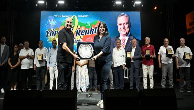 Antalya'da Yöreler Renkler Festivali'nde Van damgası