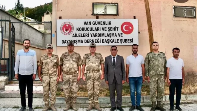 Tuğgeneral Mücahit Avkıran’dan Başkale'de anlamlı ziyaret