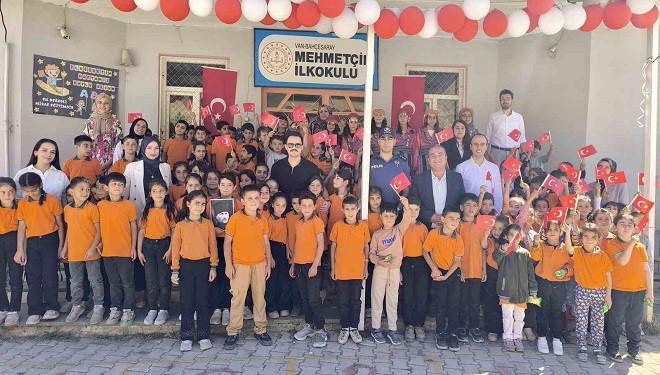Bahçesaray’da ilköğretim haftası etkinliği düzenlendi