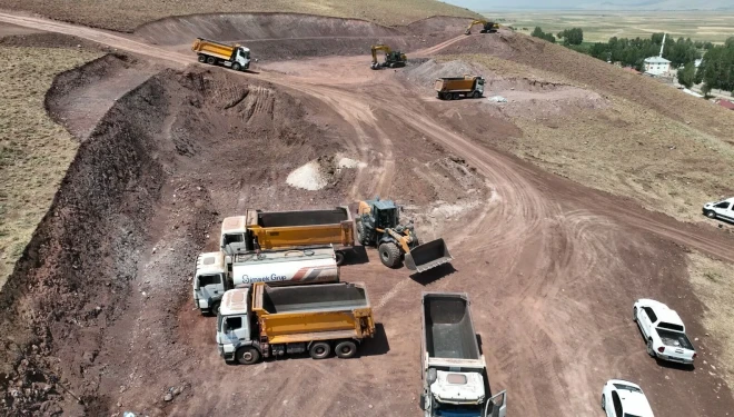 Çaldıran Çubuklu Barajının yapımı devam ediyor: ‘4 bin 838 kişiye istihdam imkanı sağlanacak’