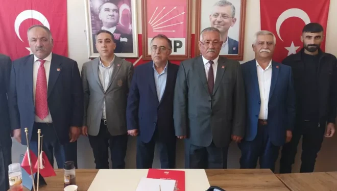 CHP ilçe kongrelerine devam ediyor