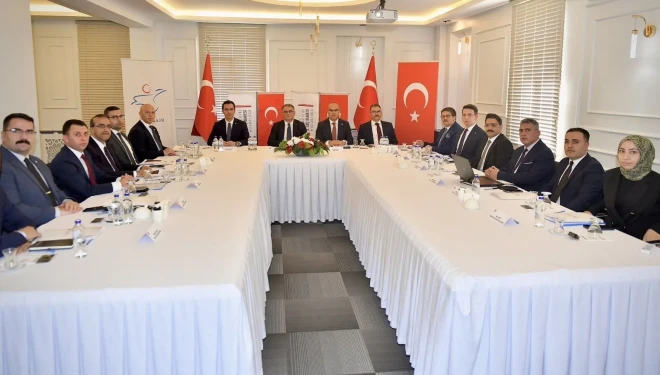 Bölge valileri Van'da toplandı