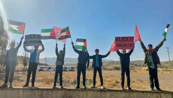 Özalp’te Filistin’e destek etkinliği