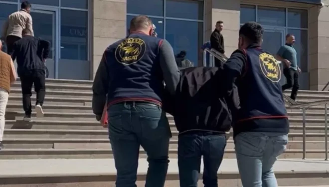 Van’da 25 yıl 9 ay cezası olan yabancı uyruklu şahıs yakalandı